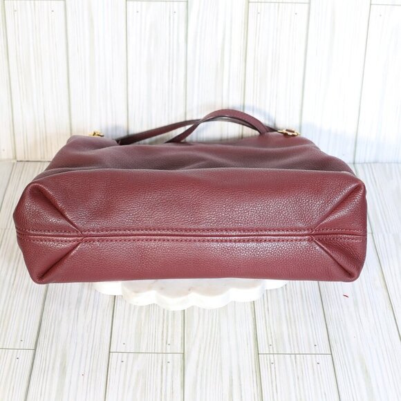 Michael Kors triple compartment deep burgundy leather multi-pocket/zip purse - Picture 13 of 16